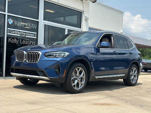 Used 2023 BMW X3 xDrive30i w/ Convenience Package AWD/4WD image 4