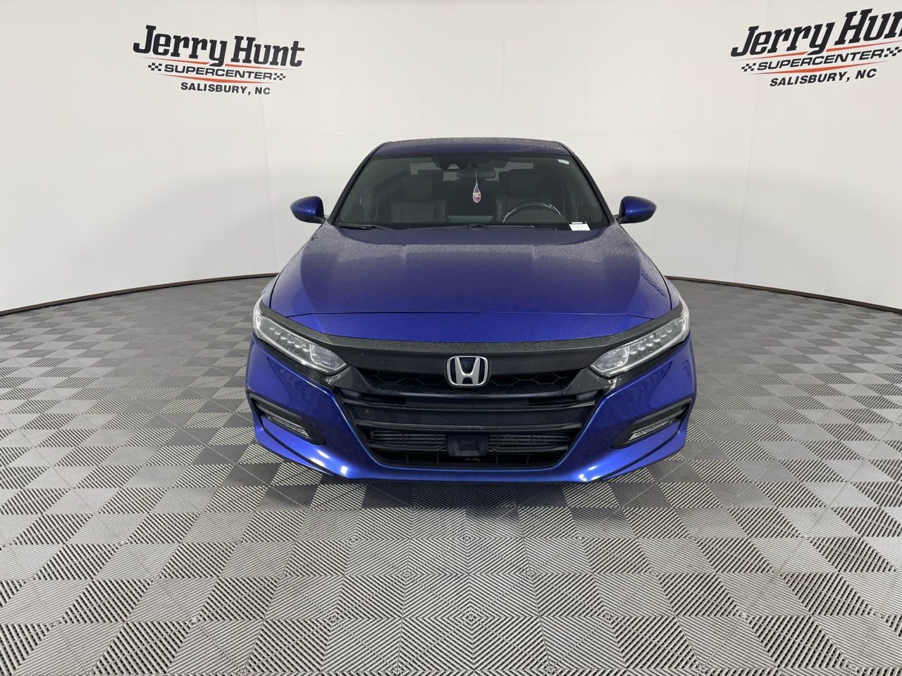 Used 2018 Honda Accord Sport image 6