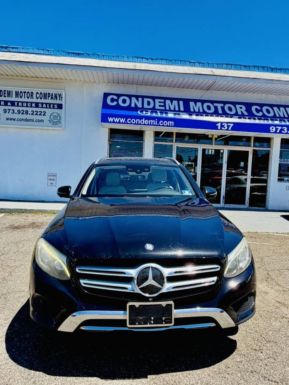 Used 2016 Mercedes-Benz GLC 300 4MATIC w/ Driver Assistance Package image 6