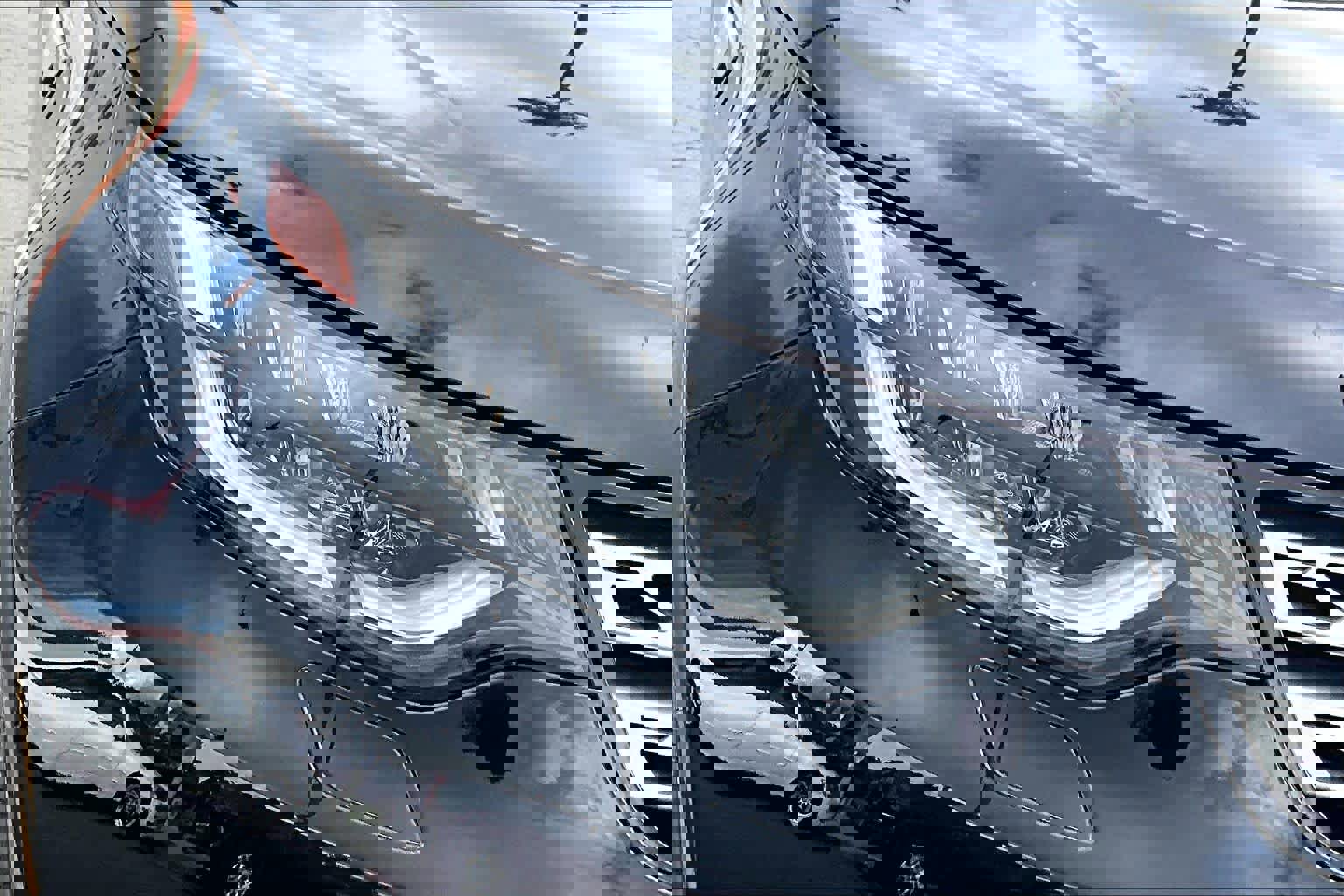 Used 2017 Land Rover Discovery HSE image 26