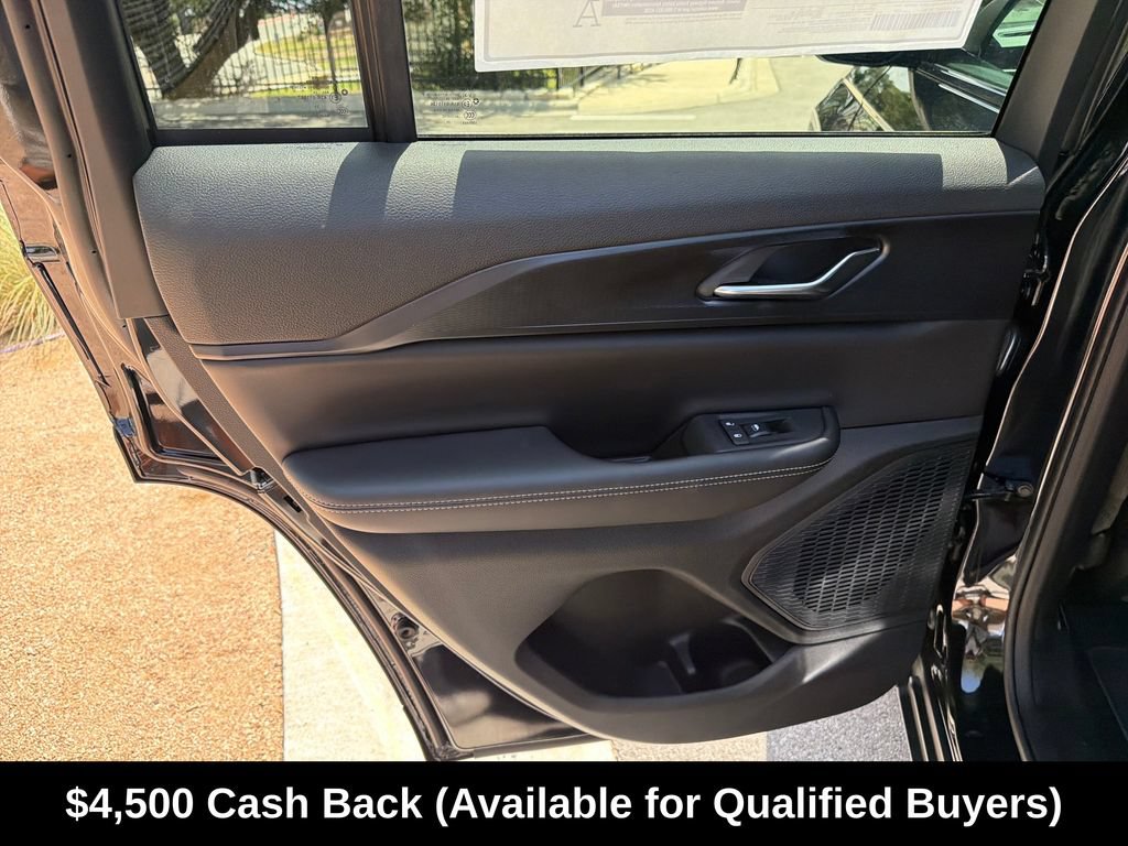New 2026 Jeep Grand Cherokee Laredo w/ Trailer Tow Package RWD image 34