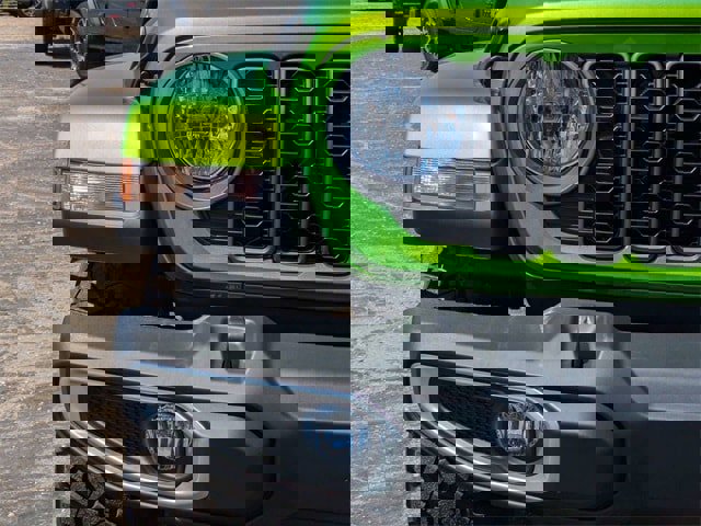 New 2025 Jeep Gladiator Sport image 10