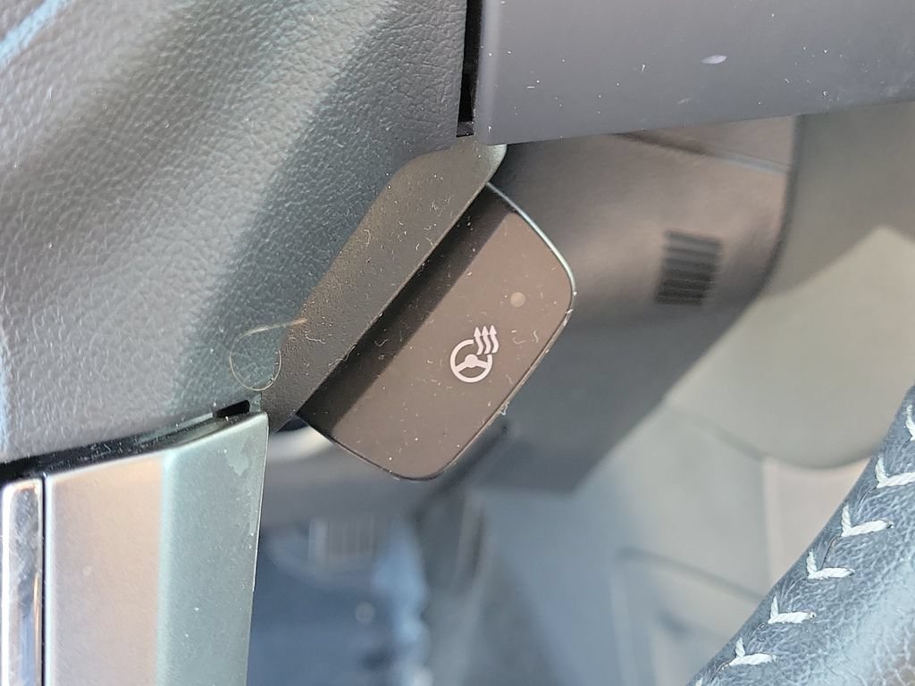 Used 2018 Subaru Forester 2.5i Touring AWD/4WD image 35