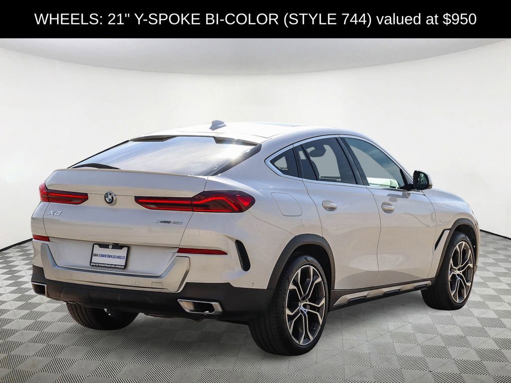 Used 2023 BMW X6 xDrive40i w/ Climate Comfort Package image 4