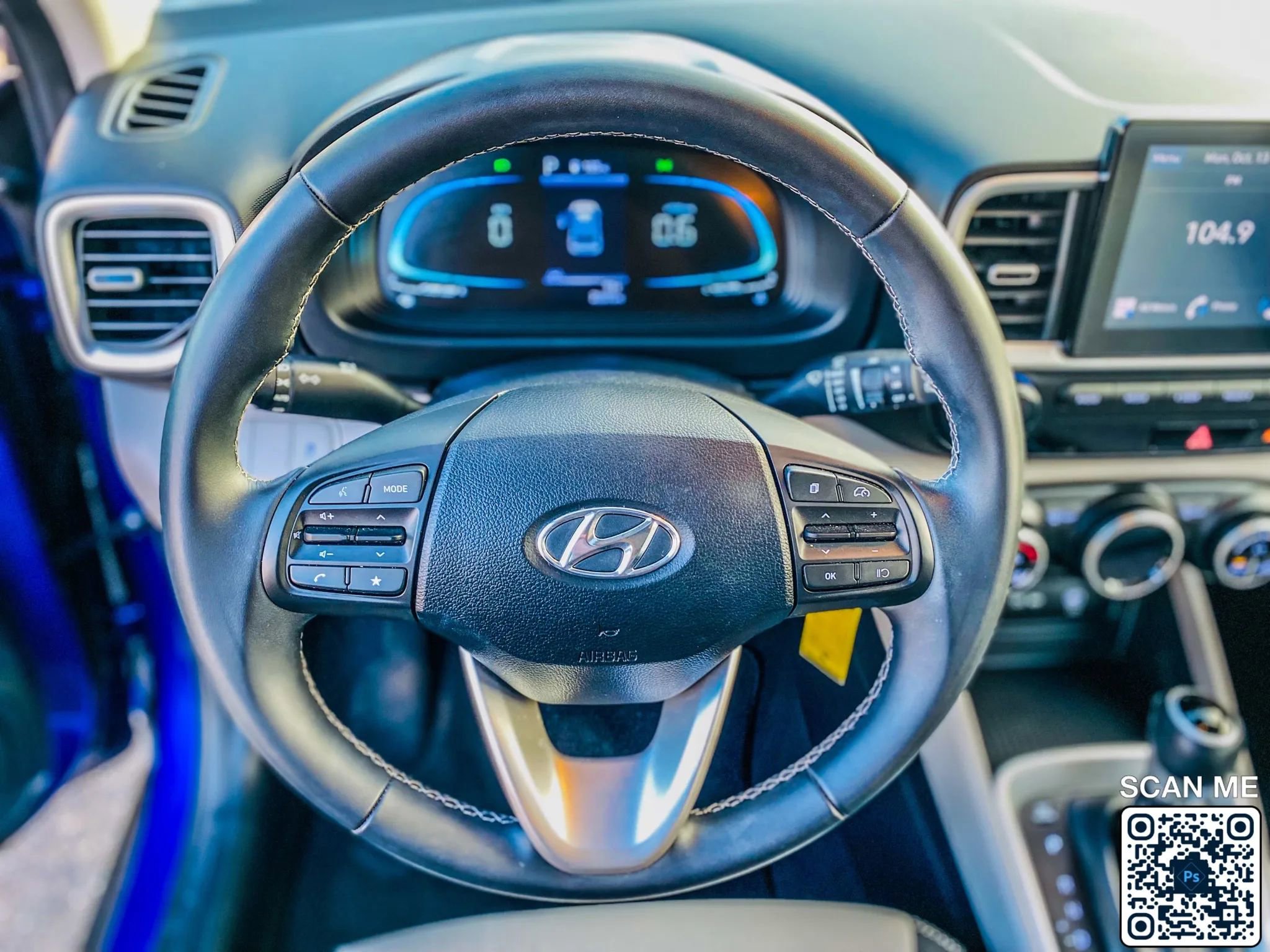 Used 2023 Hyundai Venue SEL image 20