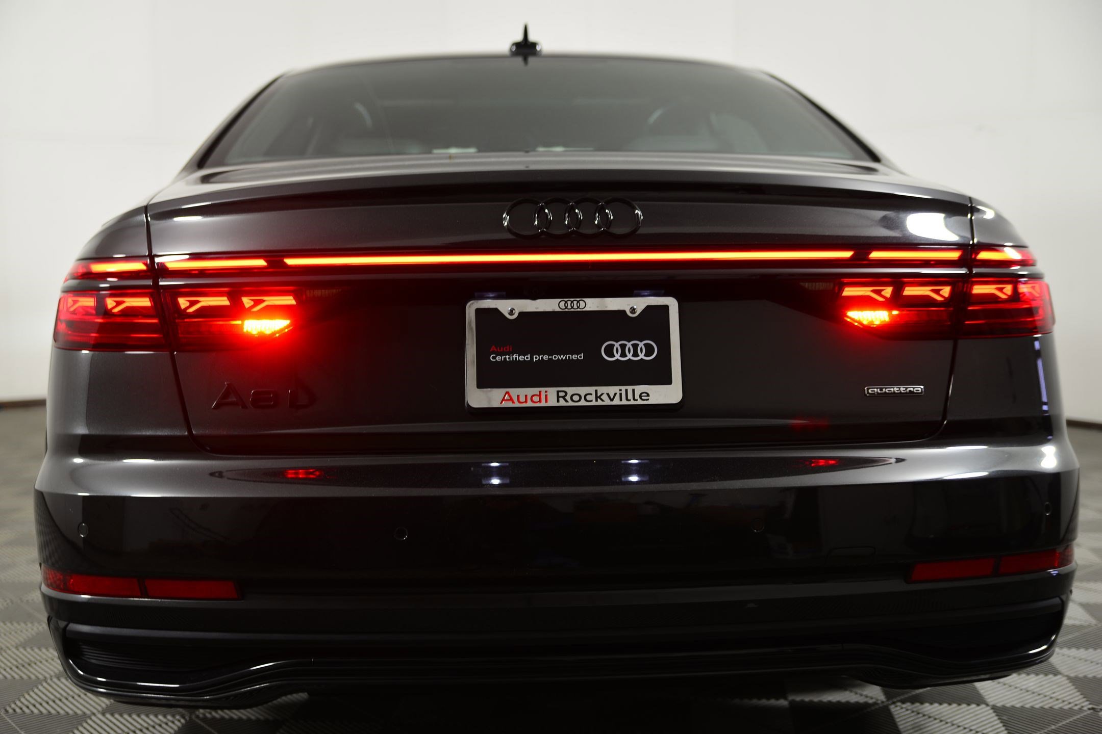 Used 2022 Audi A8 L 3.0T image 8