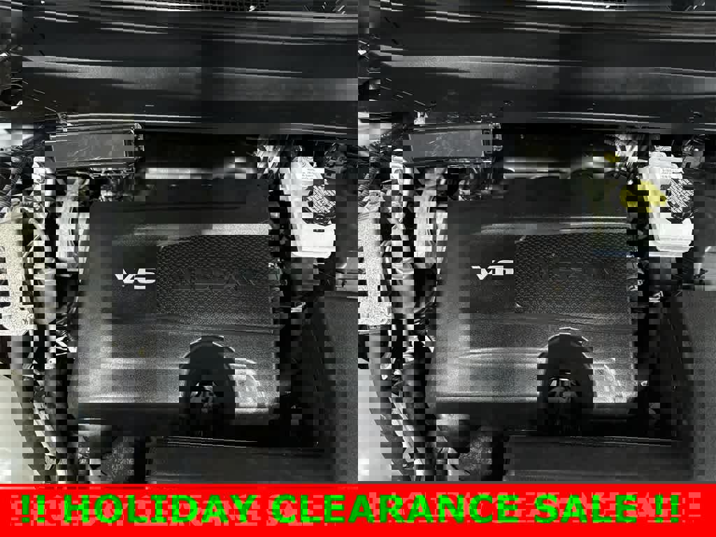 Used 2019 Nissan Pathfinder SV image 12