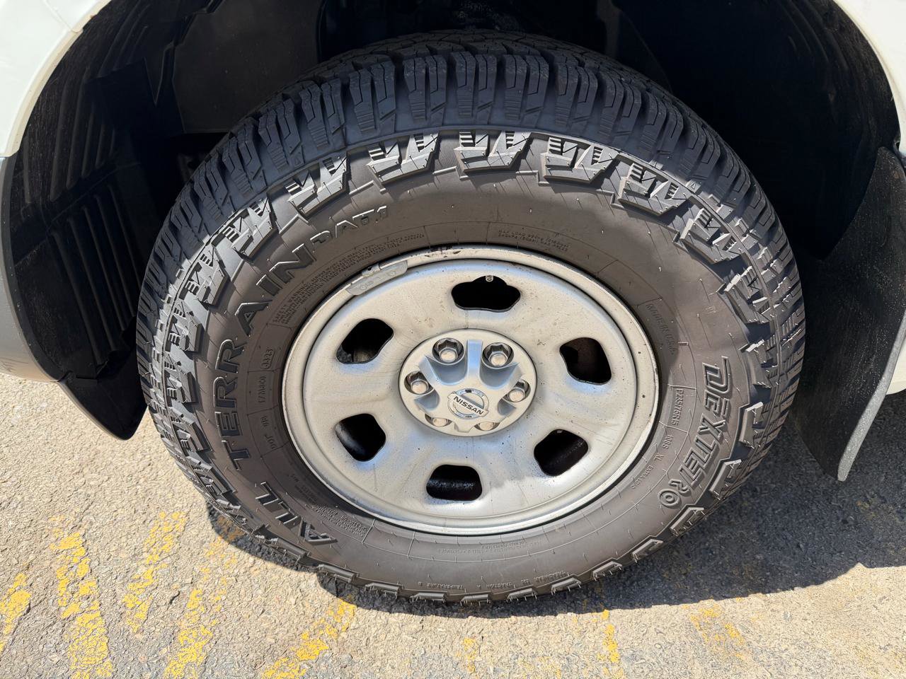 Used 2013 Nissan Frontier S RWD image 9