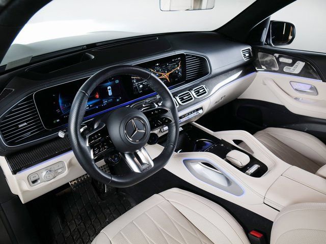 Used 2025 Mercedes-Benz GLS 63 AMG 4MATIC image 20