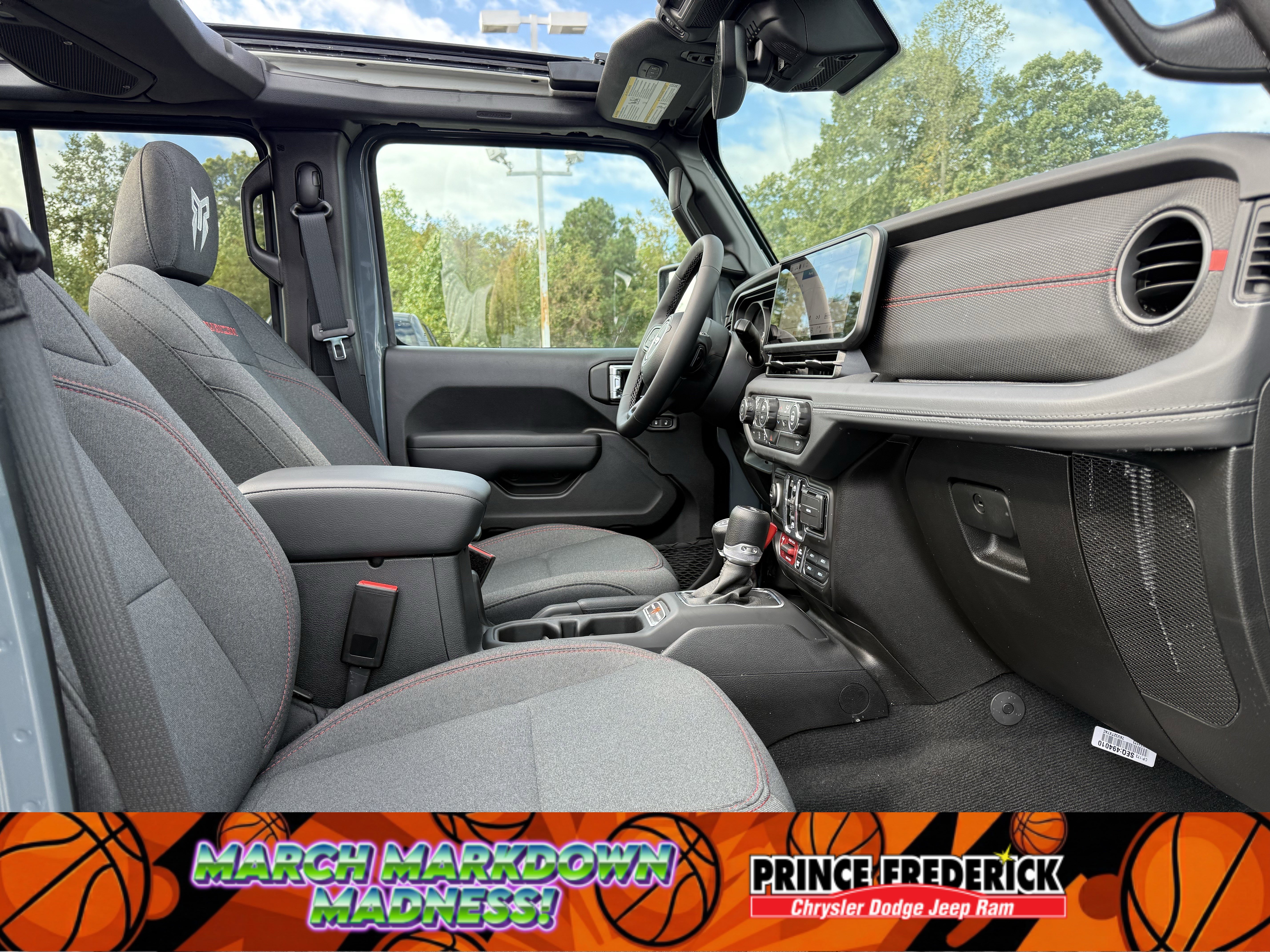 New 2025 Jeep Wrangler Unlimited Rubicon w/ Convenience Group image 15