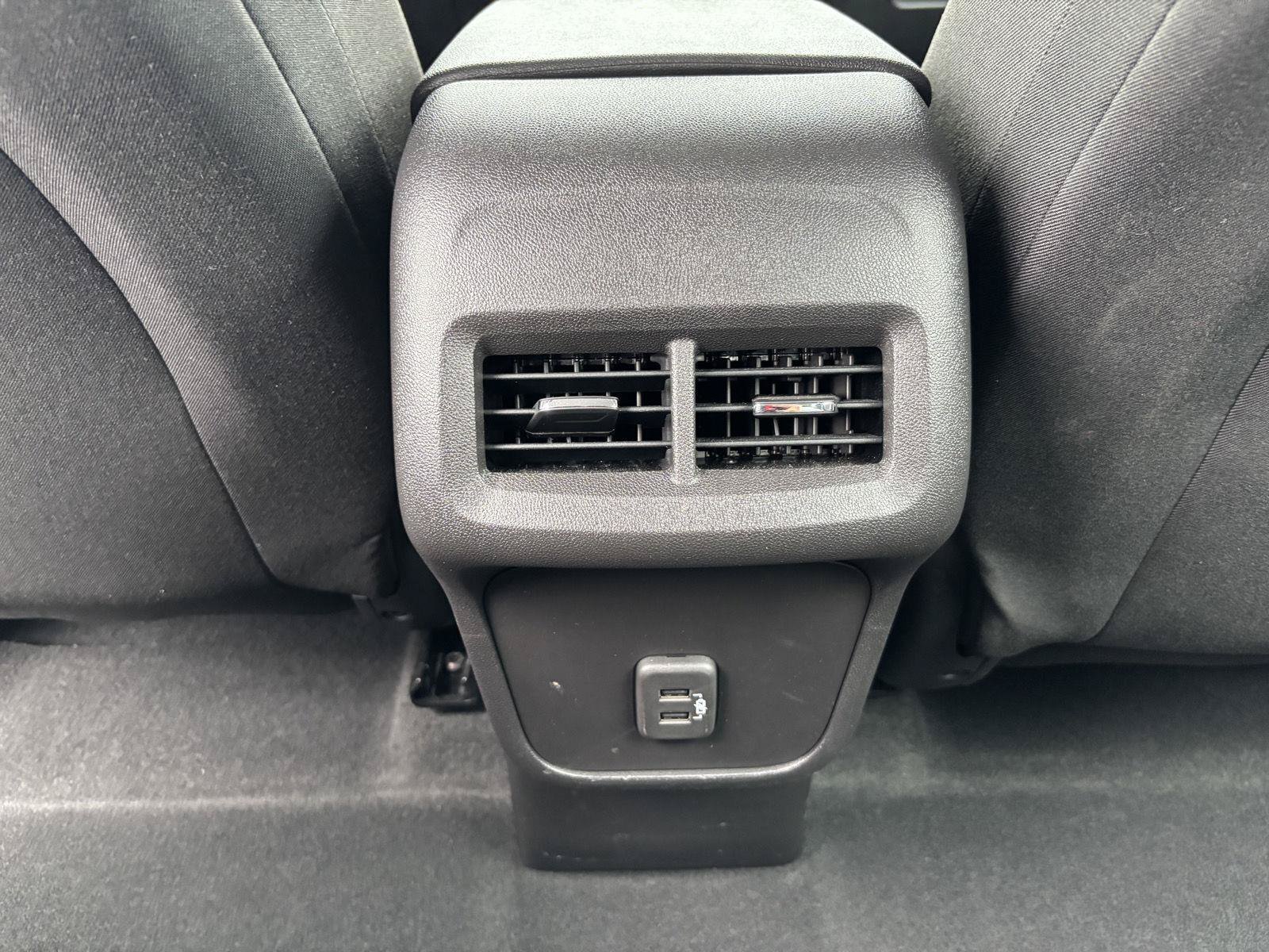 Used 2024 Chevrolet Equinox LS AWD/4WD image 14