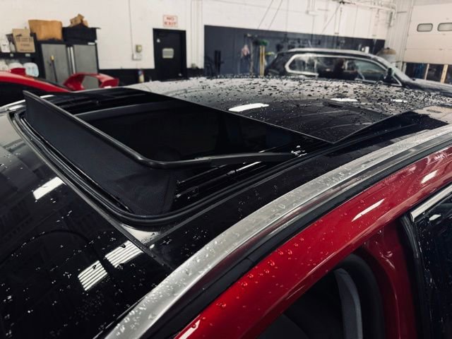 Used 2022 Lincoln Corsair Reserve w/ Equipment Group 201A image 11