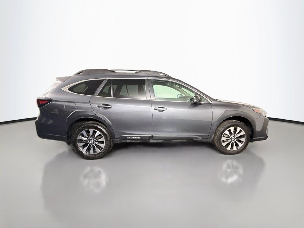 Used 2023 Subaru Outback Limited AWD/4WD image 11
