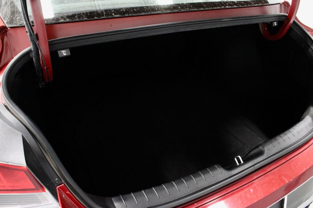 Certified 2024 Hyundai Elantra SEL FWD image 16