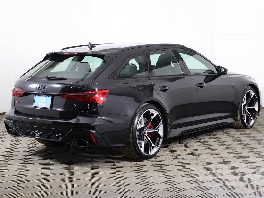 Used 2025 Audi RS 6 performance image 12