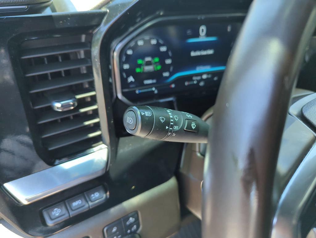 Used 2025 Chevrolet Silverado 1500 LTZ w/ LTZ Premium Texas Edition AWD/4WD image 20