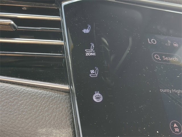 Used 2024 Jeep Wagoneer Series II w/ Flexible Seating Group image 29