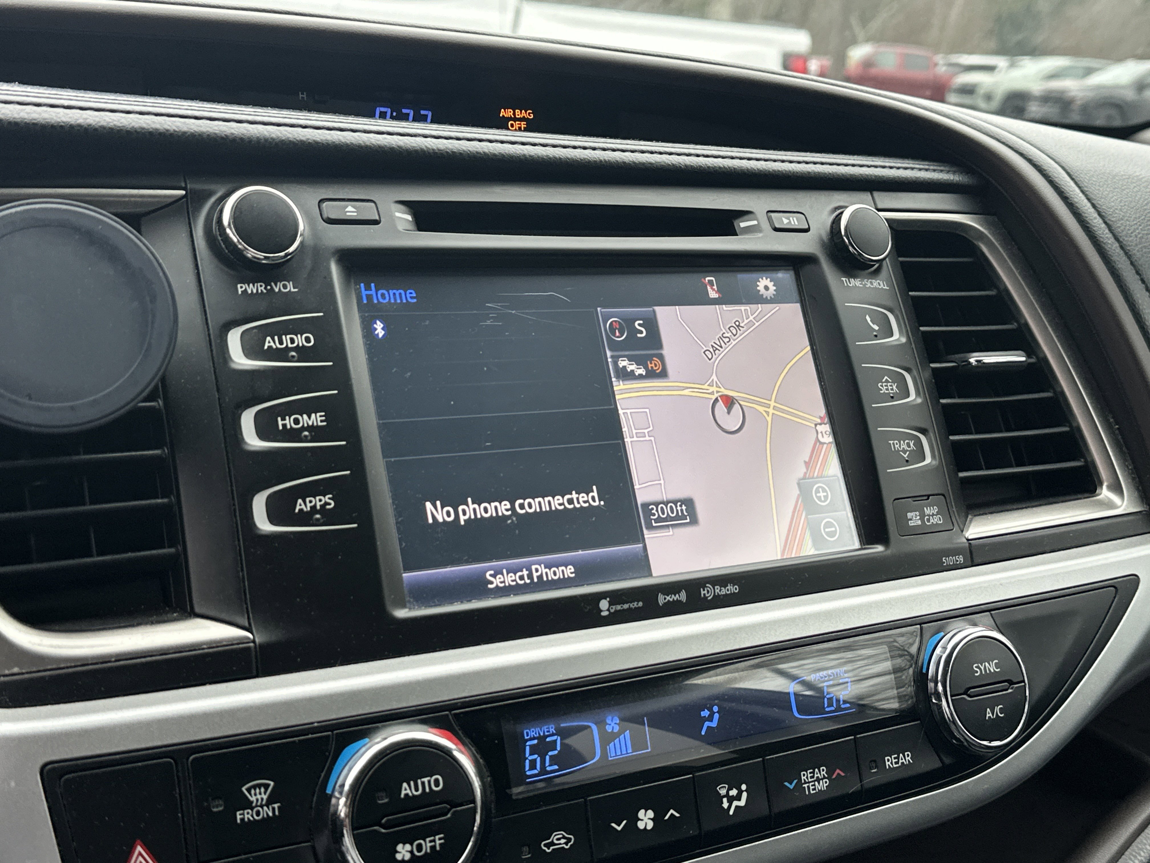 Used 2016 Toyota Highlander XLE image 27