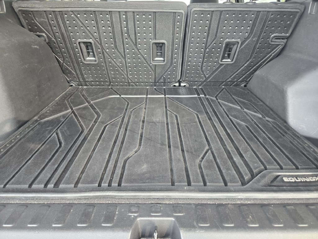 Used 2023 Chevrolet Equinox LT w/ LPO, Floor Liner Package AWD/4WD image 31