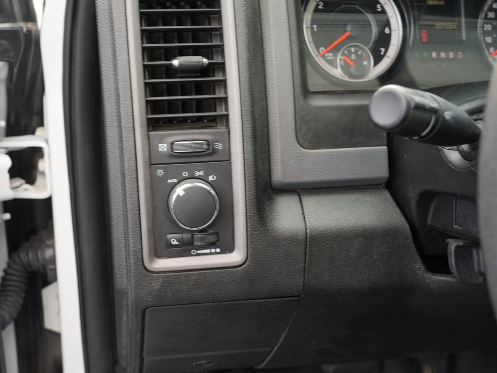 Used 2019 RAM 1500 Tradesman w/ Popular Equipment Group RWD image 17