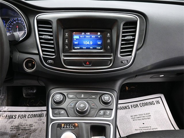 Used 2016 Chrysler 200 Limited image 16