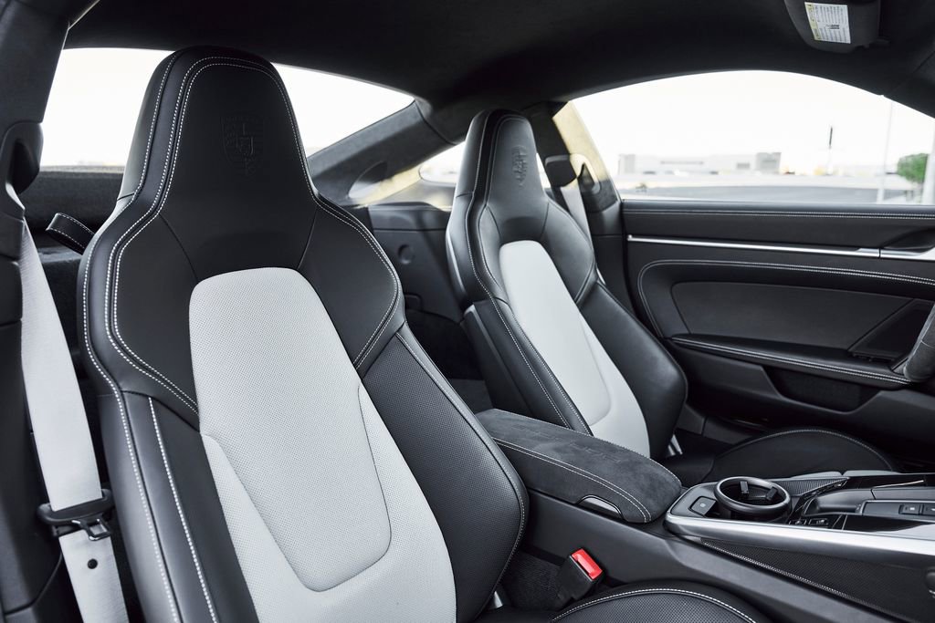 Used 2023 Porsche 911 Turbo S image 40