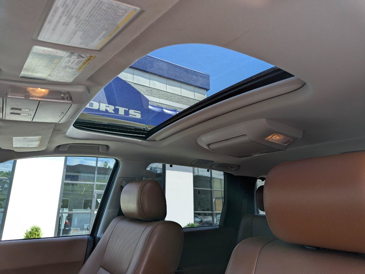 Used 2017 Toyota Sequoia Platinum AWD/4WD image 30