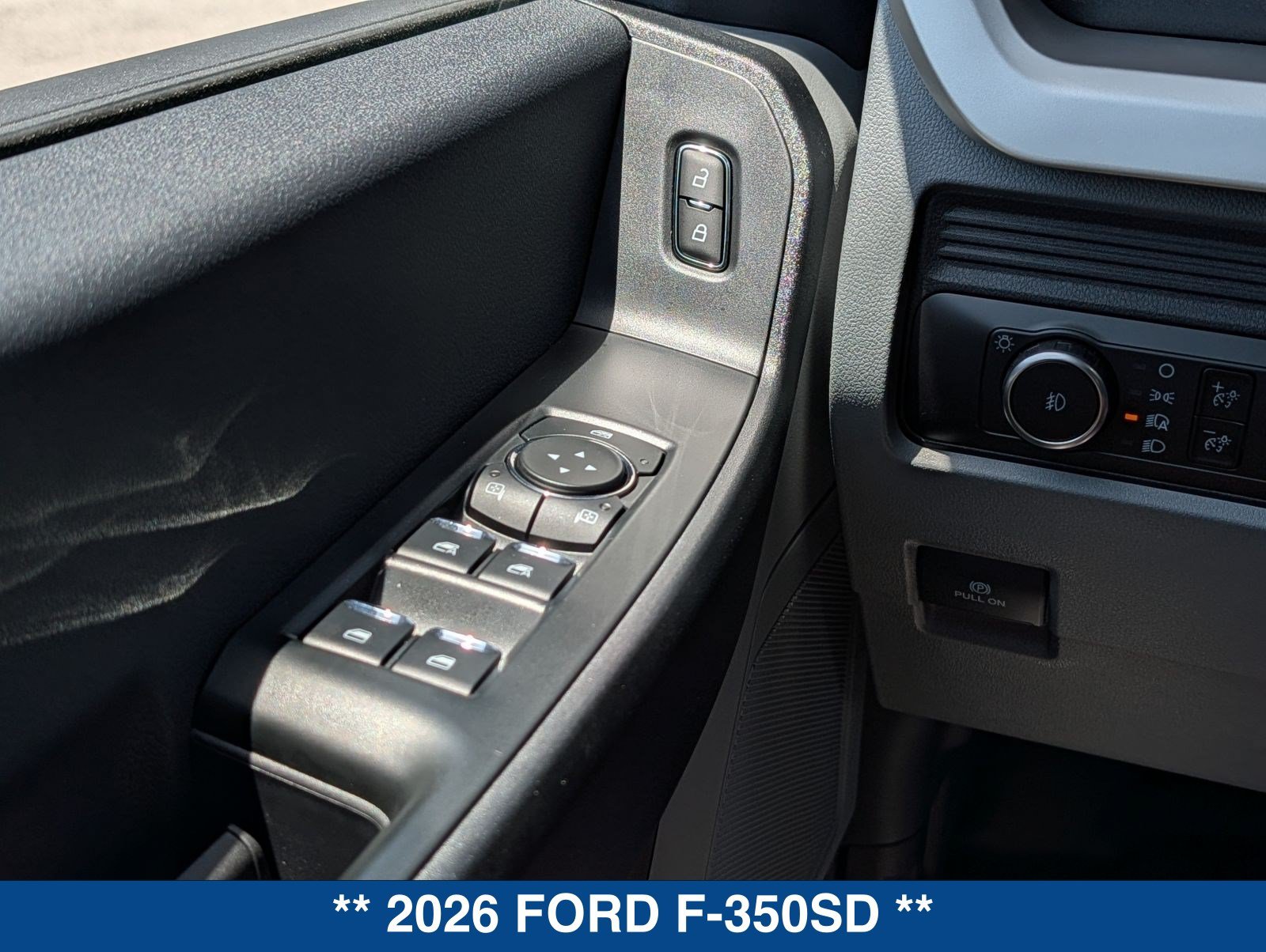 New 2026 Ford F350 XL w/ XL Chrome Package AWD/4WD image 24