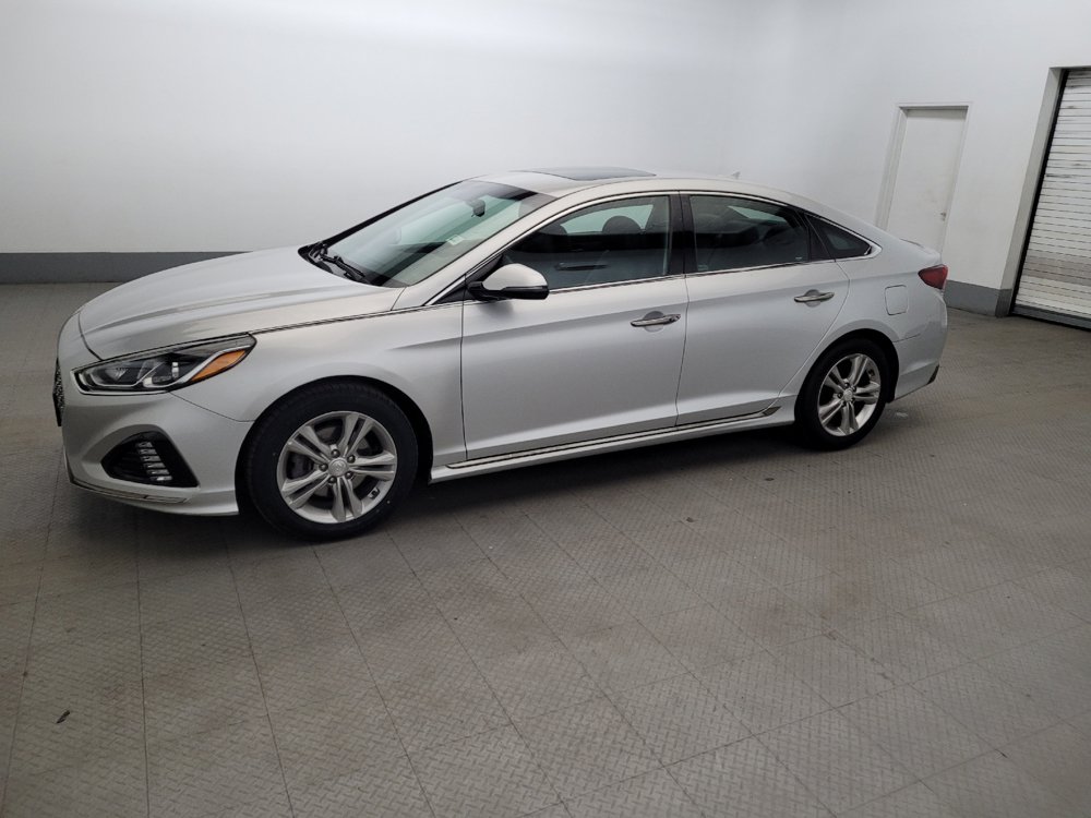 Used 2018 Hyundai Sonata Sport FWD image 2