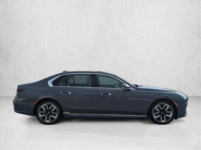 Certified 2023 BMW i7 xDrive60 AWD/4WD image 4