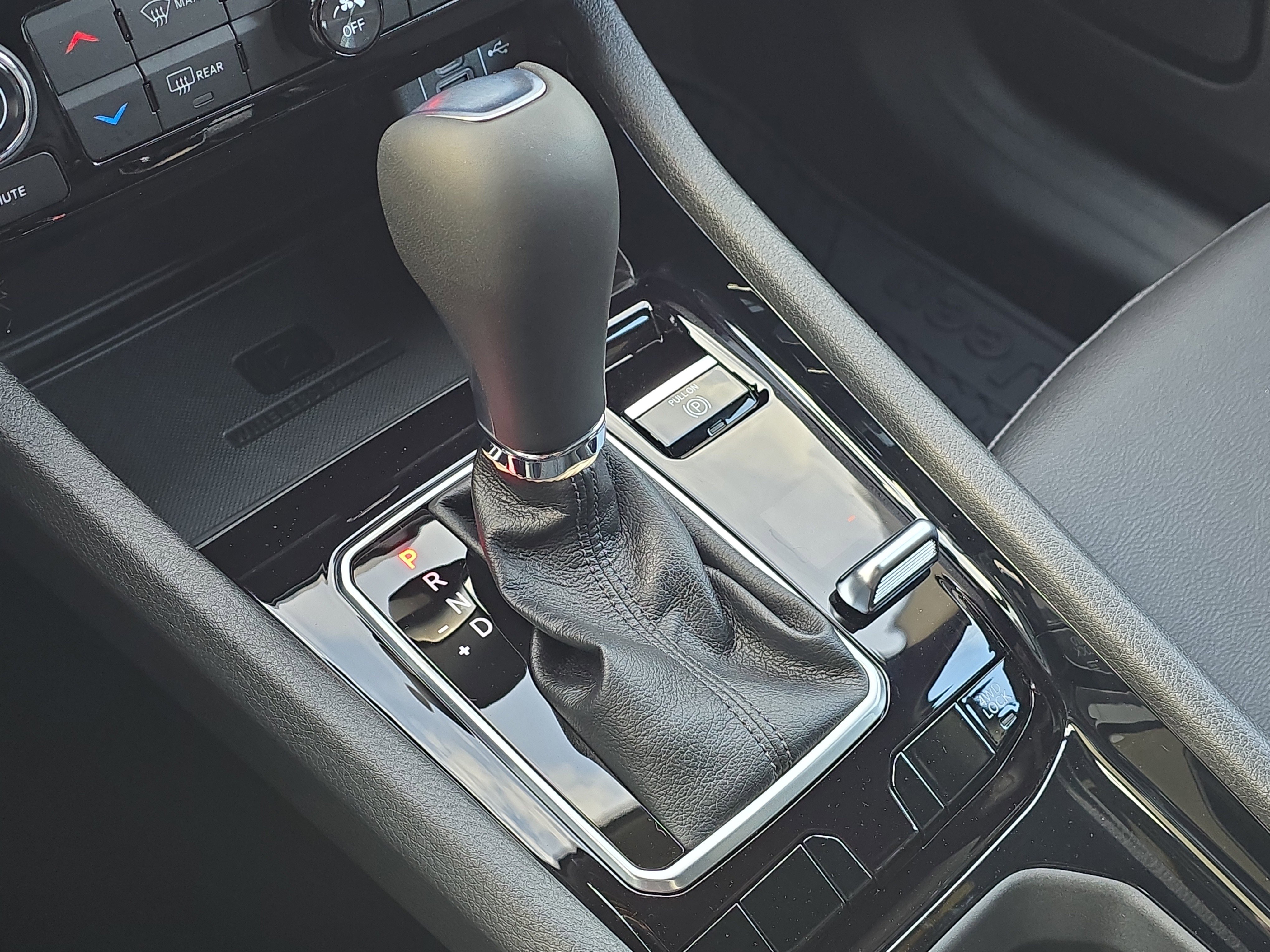 New 2026 Jeep Compass Latitude w/ Quick Order Package 29K image 18