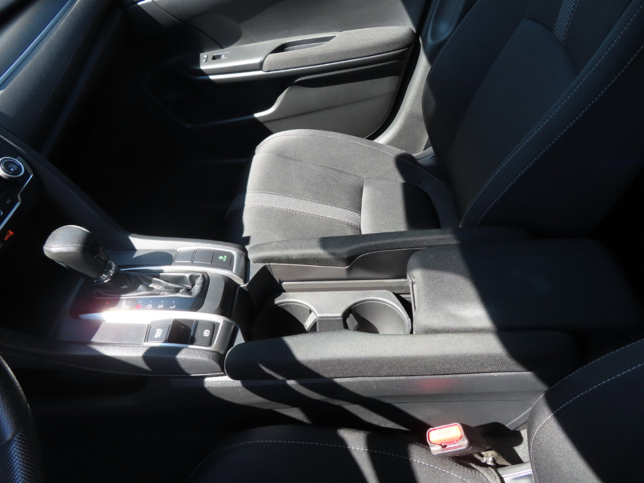 Used 2020 Honda Civic LX image 32