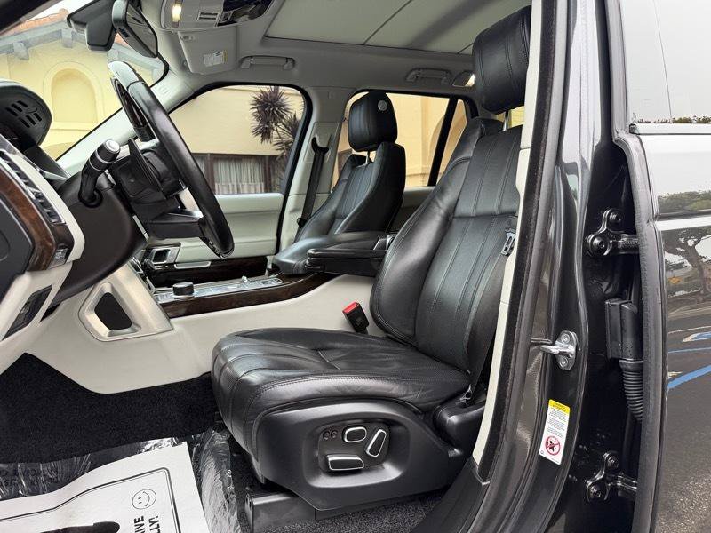 Used 2014 Land Rover Range Rover Supercharged AWD/4WD image 38