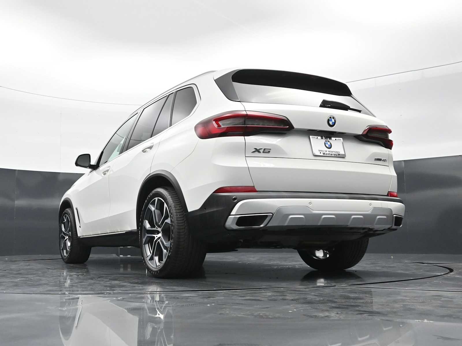 Used 2022 BMW X5 sDrive40i w/ Premium Package RWD image 31
