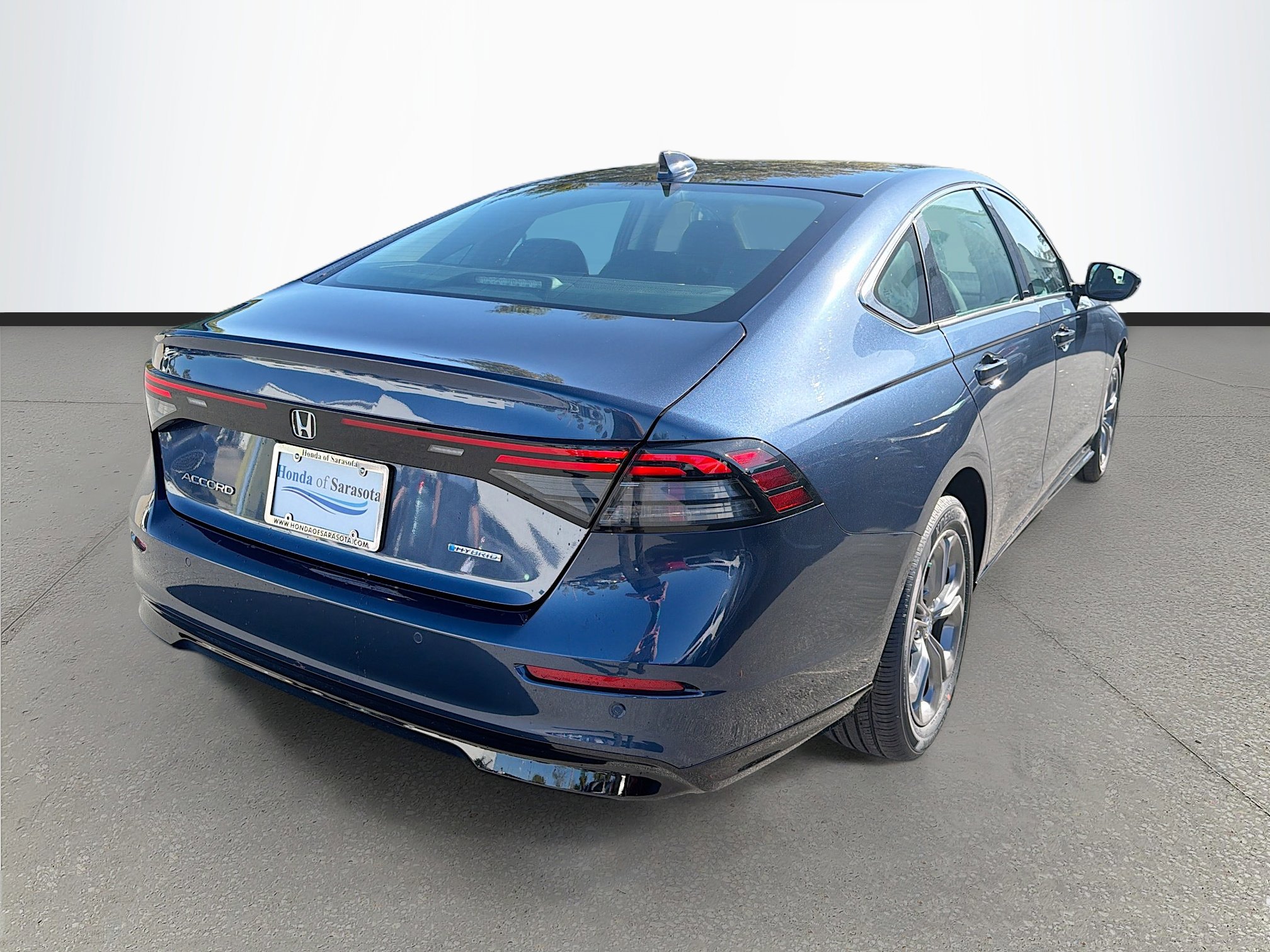 Used 2023 Honda Accord EX-L image 4