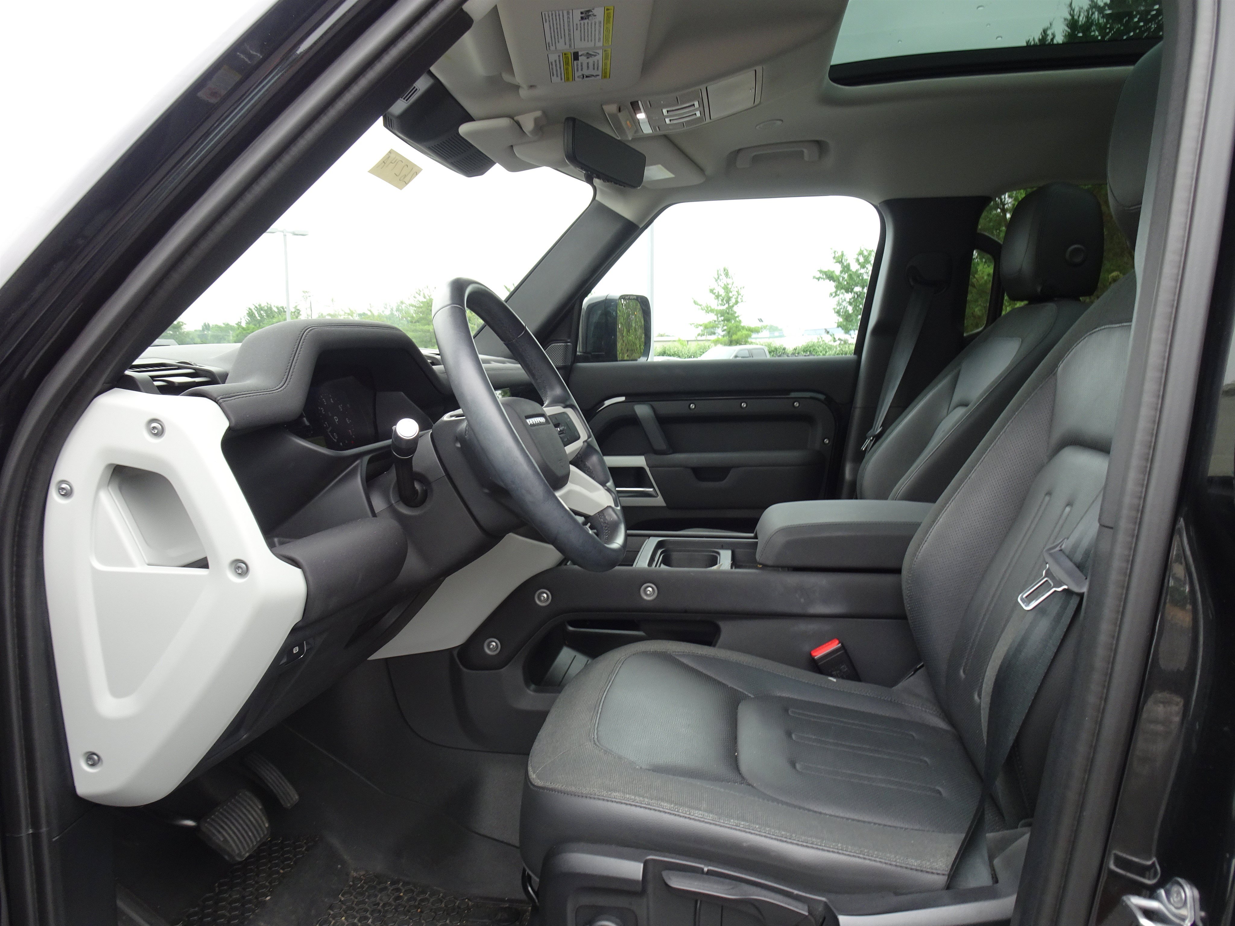 Used 2021 Land Rover Defender 110 S AWD/4WD image 5