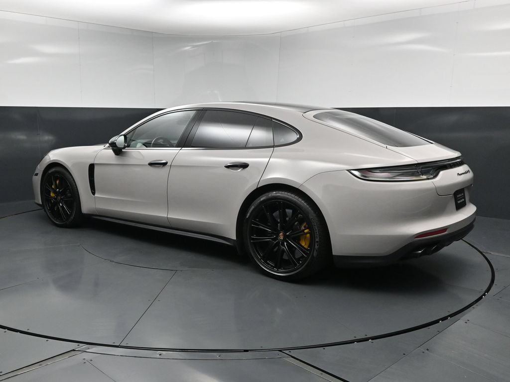 Certified 2022 Porsche Panamera Turbo S w/ Assistance Package AWD/4WD image 3