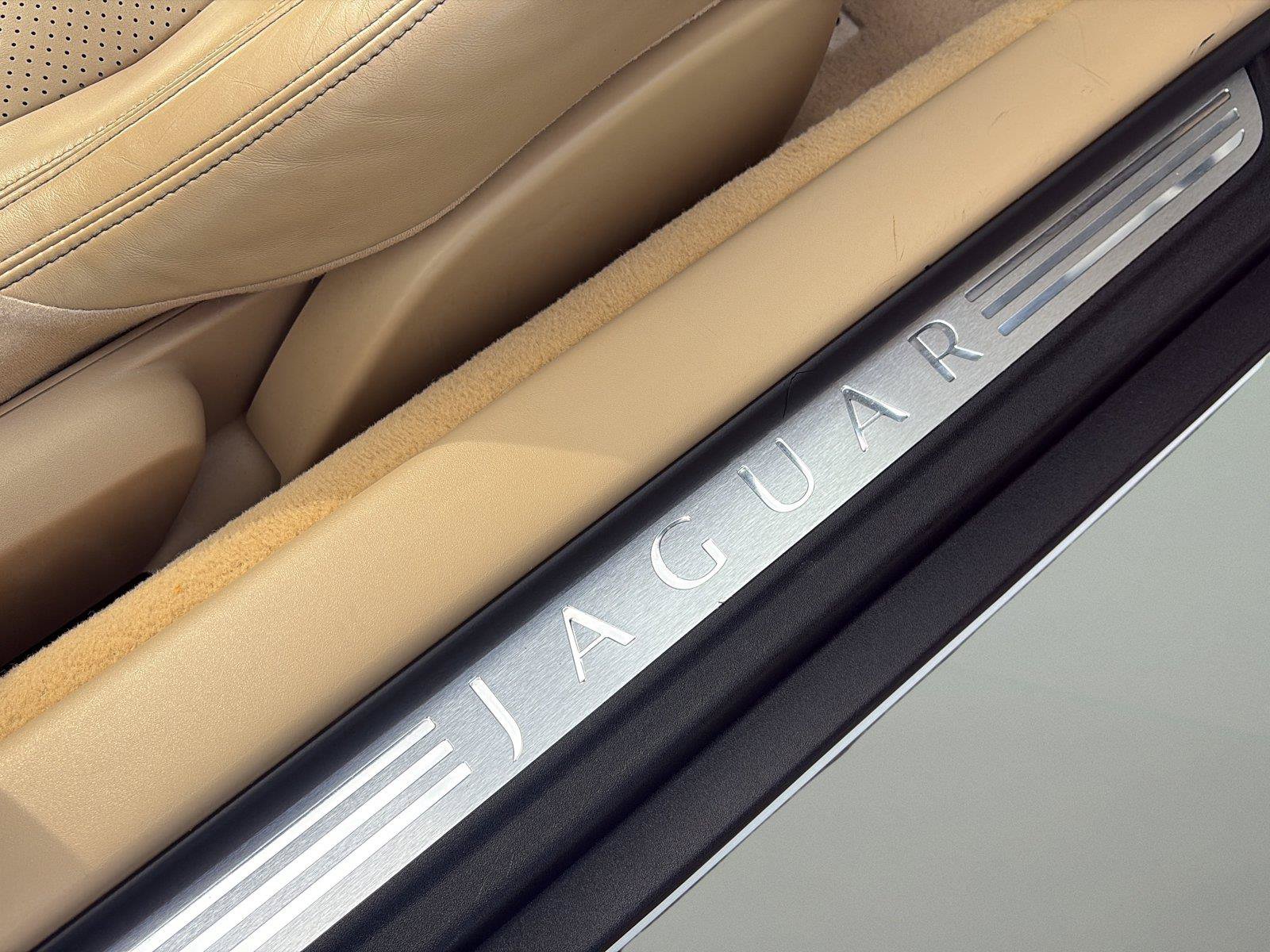 Used 2015 Jaguar XK Convertible RWD image 28