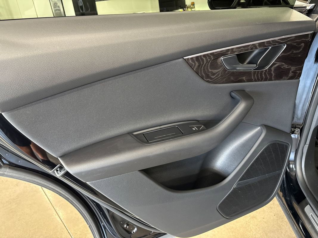 Used 2021 Audi Q8 Premium Plus image 41