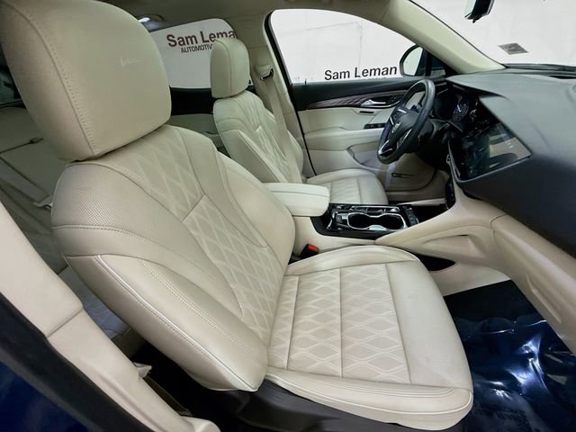 Used 2023 Buick Envision Avenir image 32
