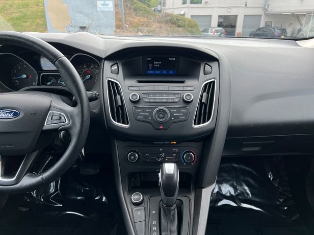 Used 2016 Ford Focus SE w/ Equipment Group 201A FWD image 19