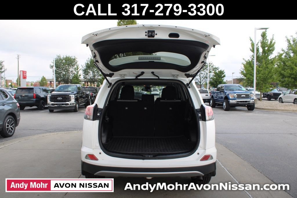 Used 2018 Toyota RAV4 XLE w/ Plus Extra Value Package AWD/4WD image 10