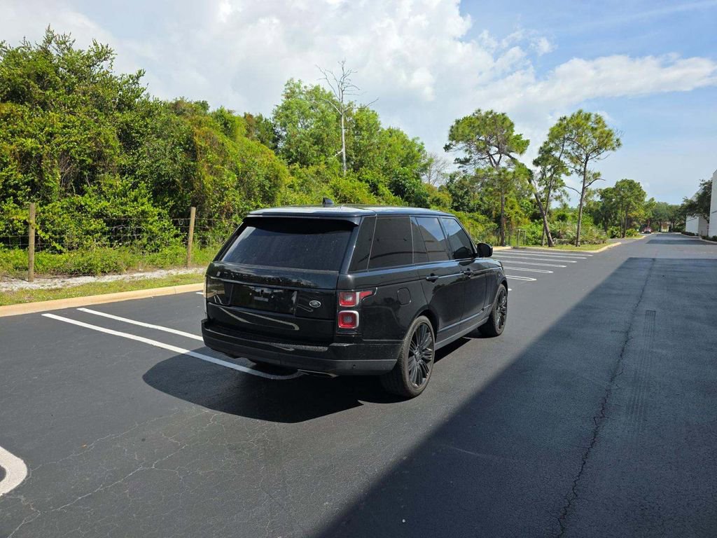 Used 2020 Land Rover Range Rover HSE AWD/4WD image 2