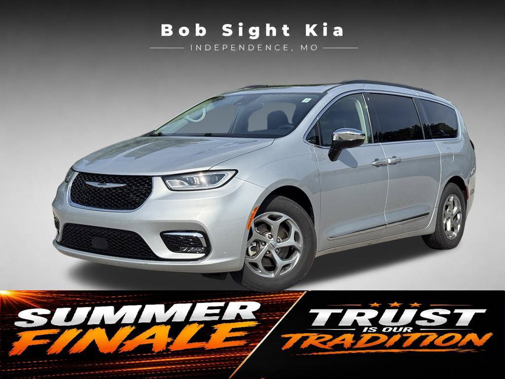 Used 2023 Chrysler Pacifica Limited