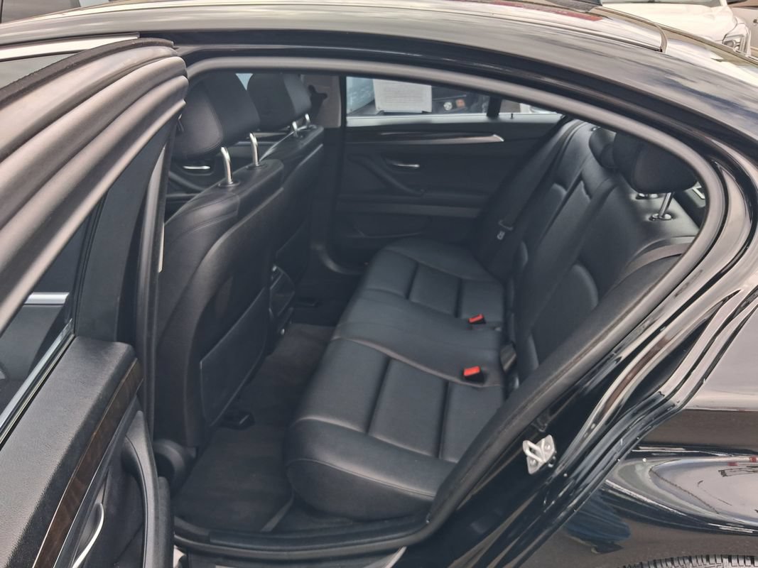 Used 2014 BMW 528i xDrive Sedan AWD/4WD image 14