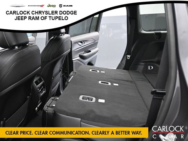 New 2025 Jeep Grand Cherokee Altitude image 40