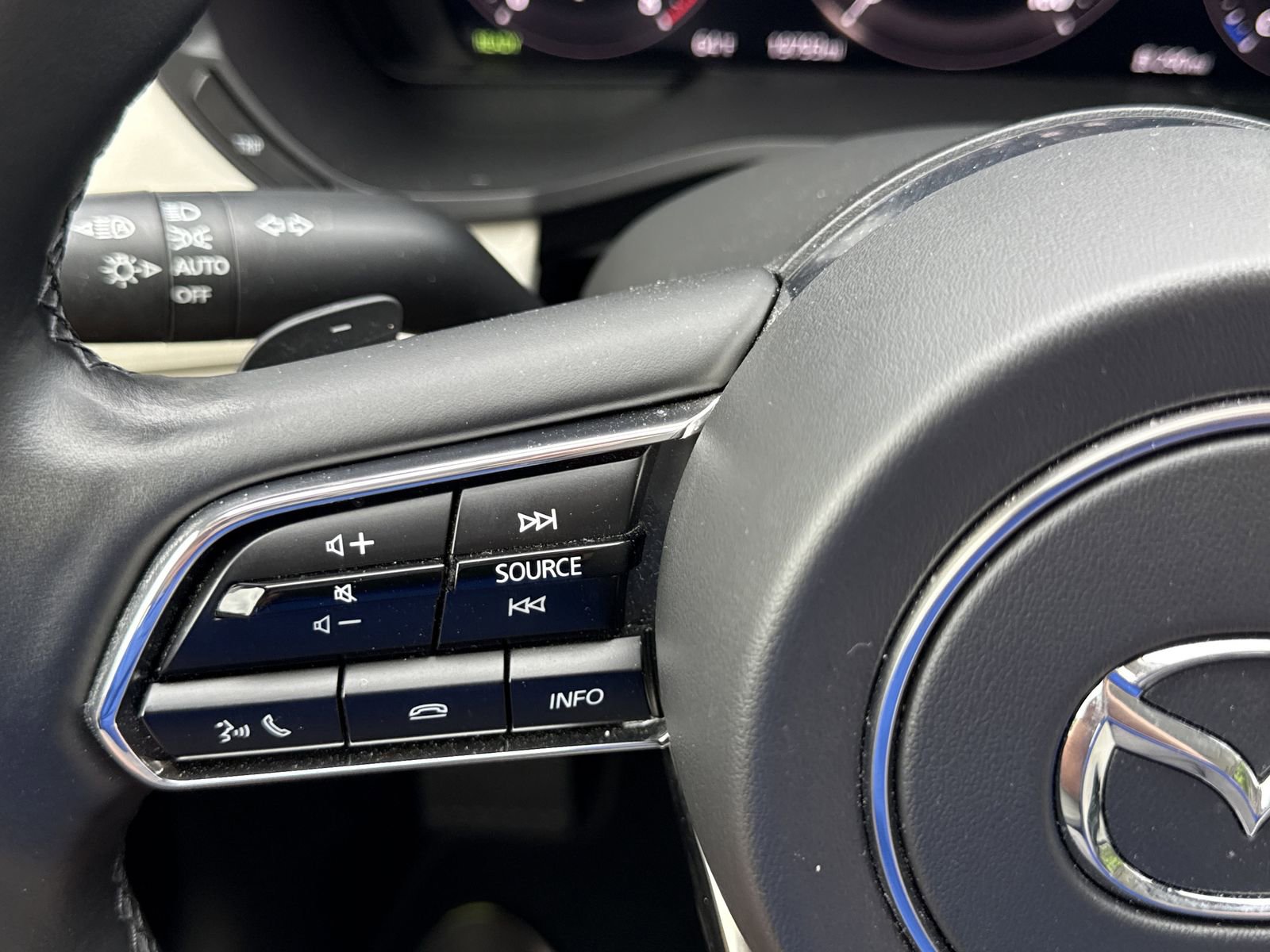 Used 2024 MAZDA CX-90 3.3 Turbo w/ Premium Plus Pkg image 22