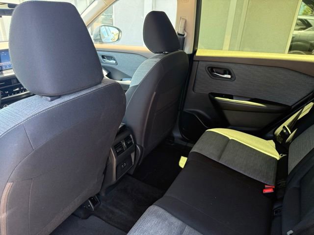 Certified 2023 Nissan Rogue SV FWD image 20
