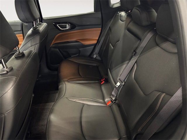 Used 2024 Jeep Compass Limited image 13