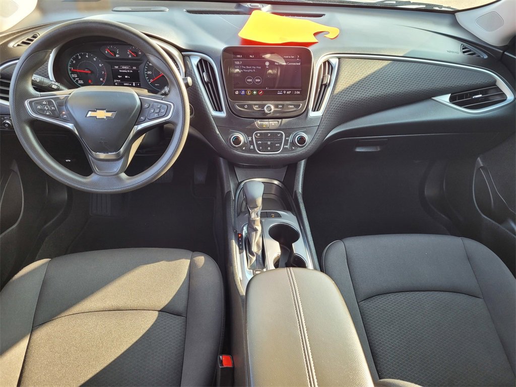 Used 2024 Chevrolet Malibu LT image 9
